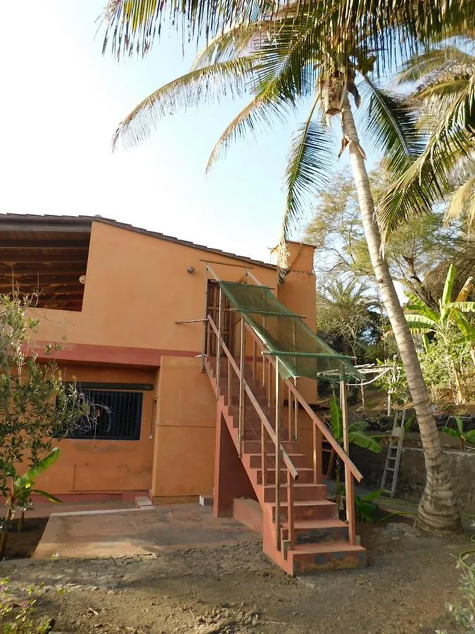 Tortuga B&B São Filipe Сasa de vacaciones